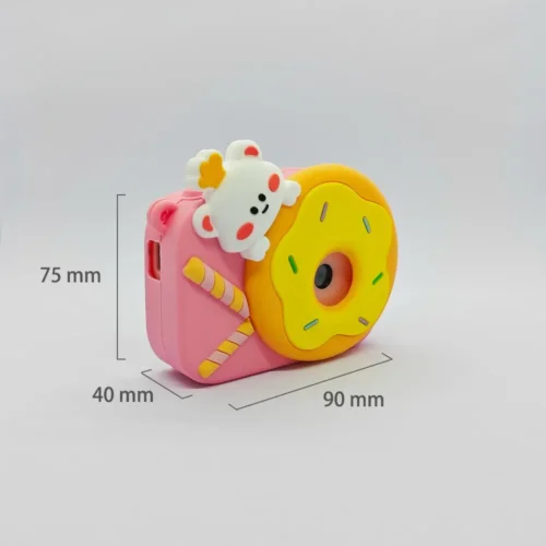 Dimension chart of the Qisora Y8 doughnut kids camera showing its size: 90 mm length, 40 mm width, 75 mm height.