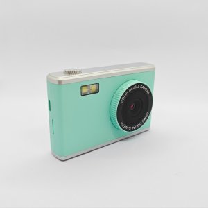 Y25 mint green portable children's camera with vintage design, HD front lens and built-in flash for gift suppliers.