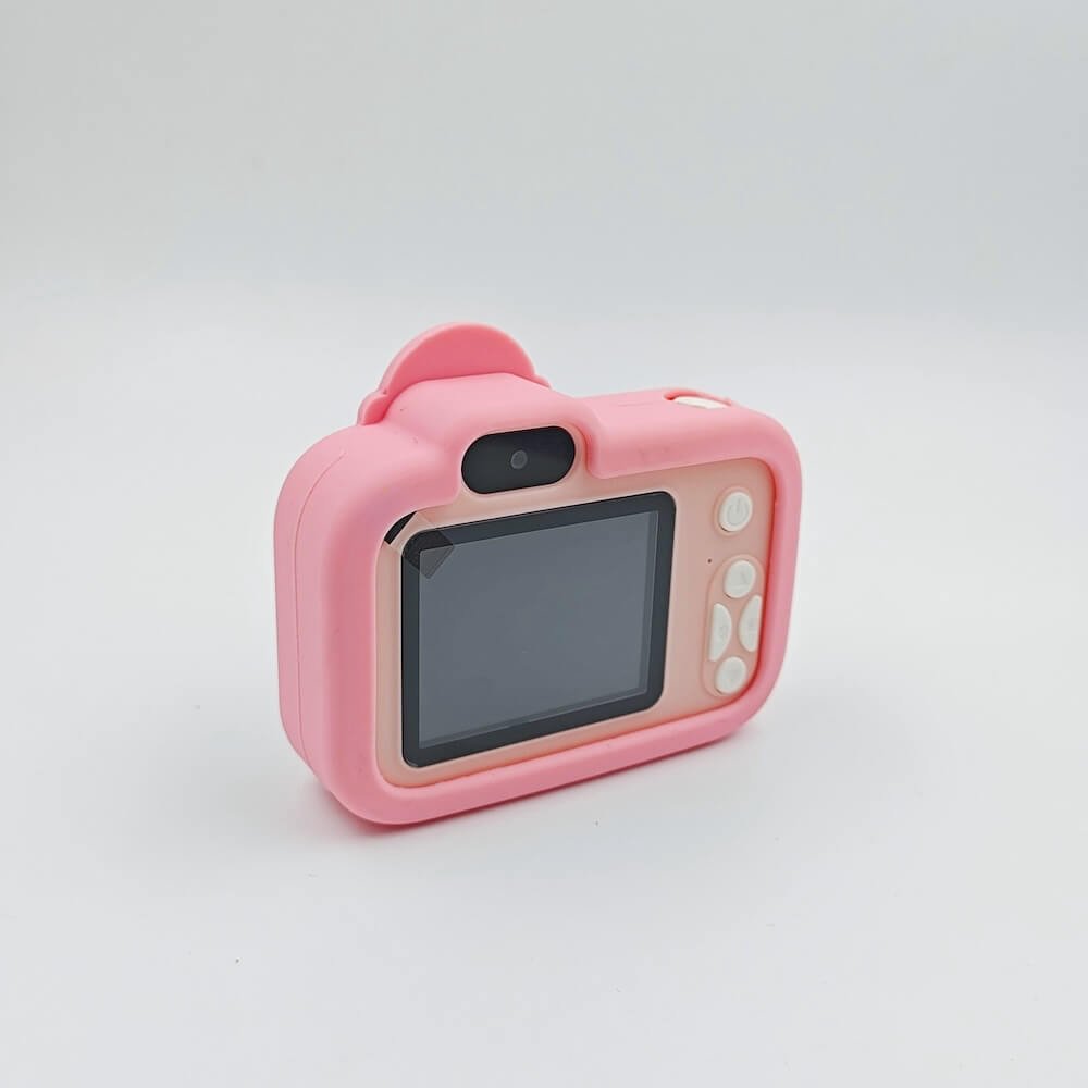 Y8 pink classic kids camera back view showing the HD display screen and rear selfie lens with CE/RoHS certified.